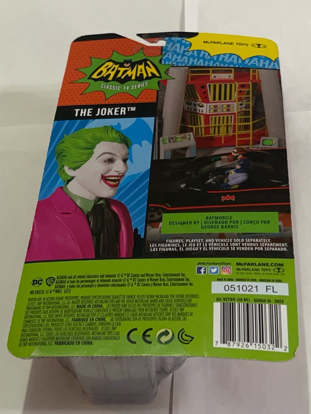 McFarlane DC Retro Classic Batman Wave 8 Joker Pink Suit NIB RARE - Picture 2 of 2